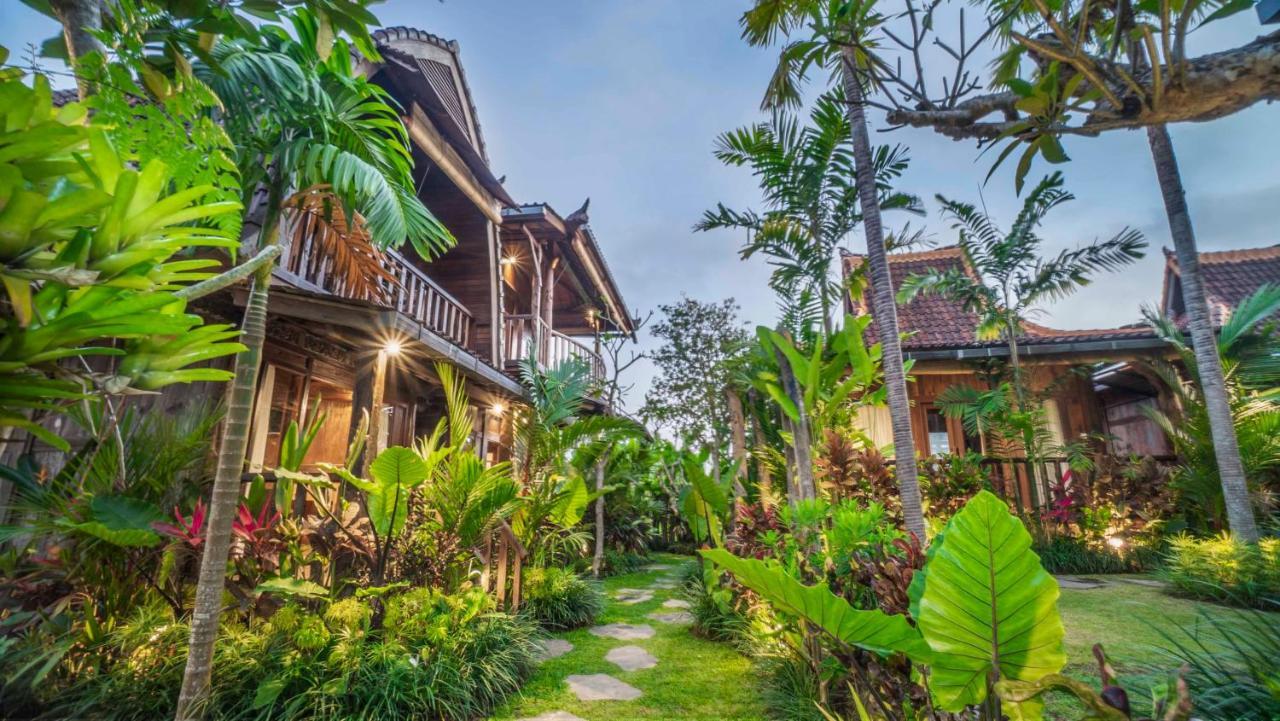 Gayatri Retreat Ubud ภายนอก รูปภาพ